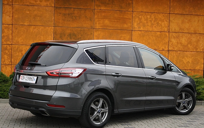 Ford S-Max cena 59900 przebieg: 31200, rok produkcji 2015 z Radom małe 742